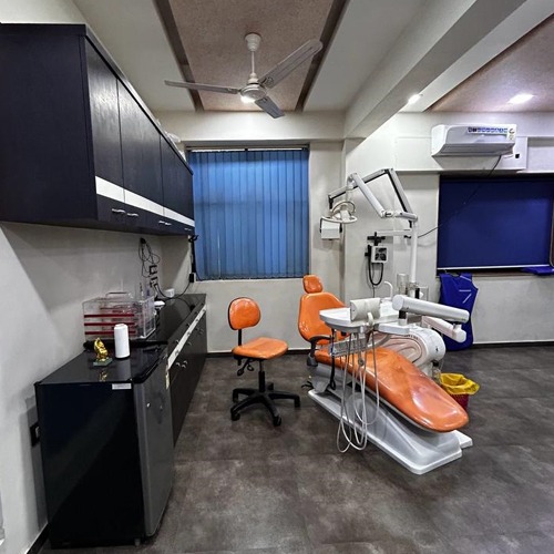 Dr. Divya's Dental Care, Akota - Vadodara | Dentist