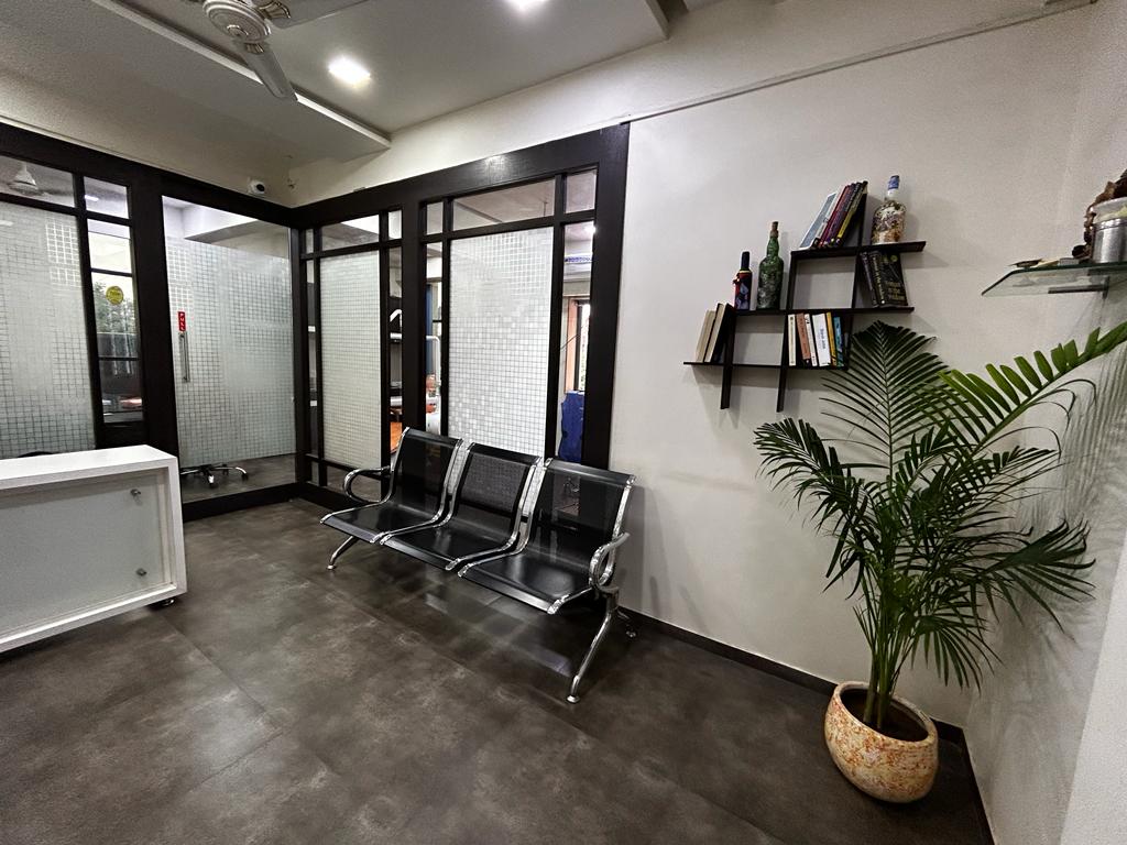 Dr. Divya's Dental Care, Akota - Vadodara | Dentist