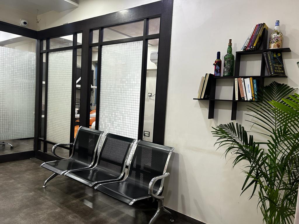 Dr. Divya's Dental Care, Akota - Vadodara | Dentist