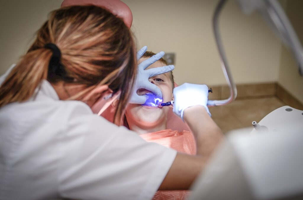 Dr. Divya's Dental Care, Akota - Vadodara | Dentist